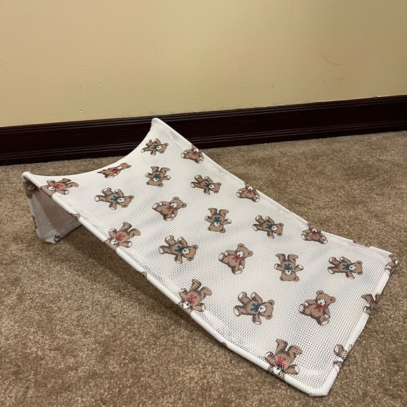 Newborn Bath Insert - Picture 2 of 2